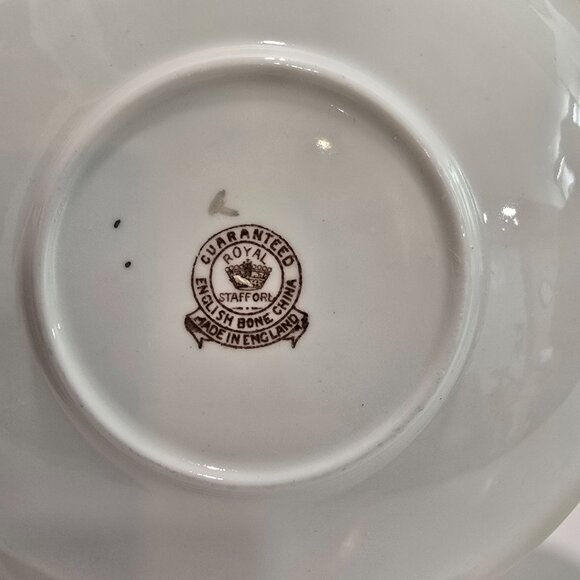 Royal Stafford - India Tree 5044 Vintage Tea Cup & Saucer, Hand Painted - Picture 7 of 7